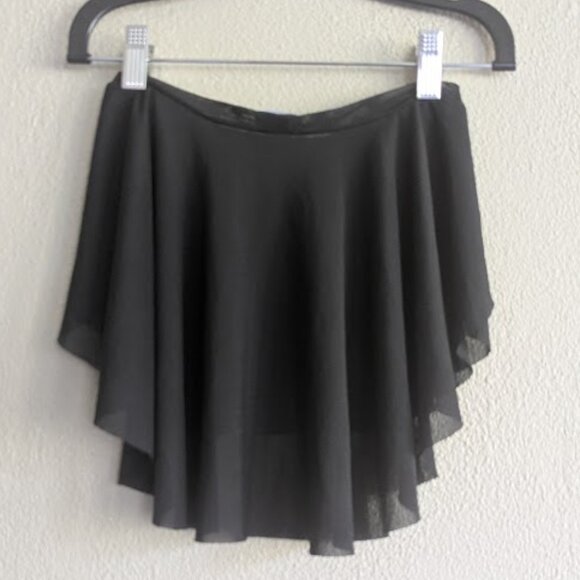 🖤 Chic Ballet Dancewear Co. by Oh La La – “Delilah” Skirt – Child Medium 🖤 - Picture 3 of 4